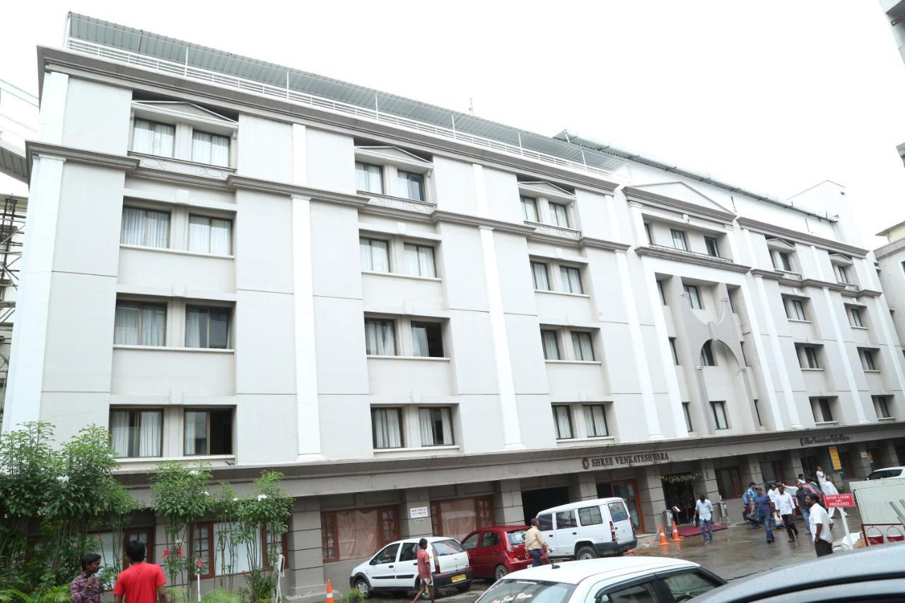 Hotel Abode By Shree Venkateshwara ไฮเดอราบัด ภายนอก รูปภาพ